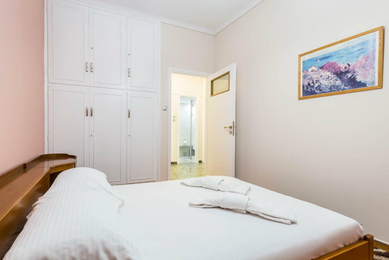 3 Bedrooms Apartment Under Acropolis Атина Екстериор снимка